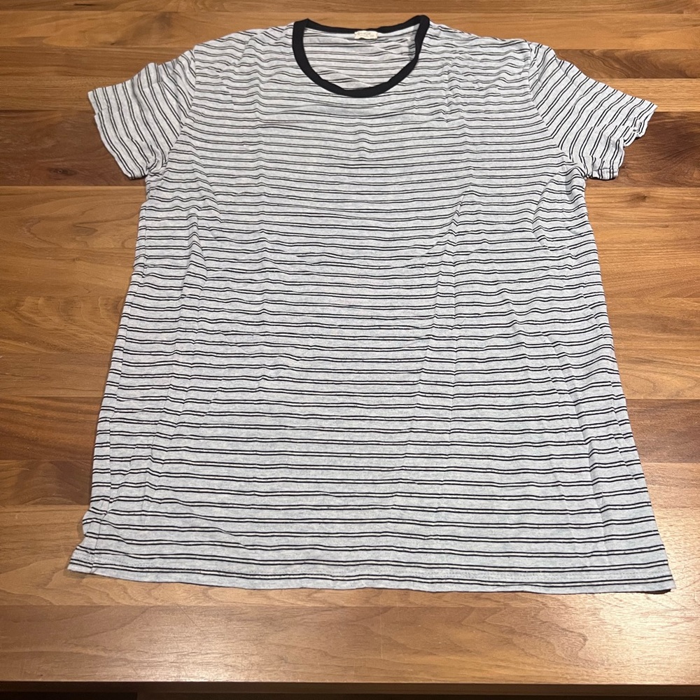 Brandy Melville T-Shirt!